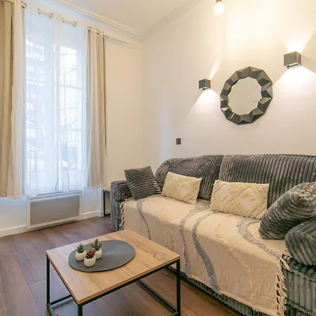 Beautiful 2persons Montparnasse - Commandeur Apartment